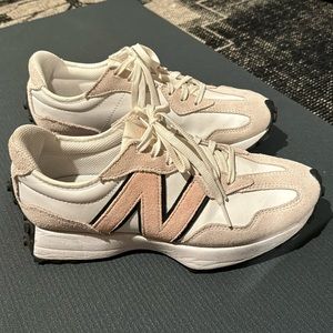 NEW BALANCE 327